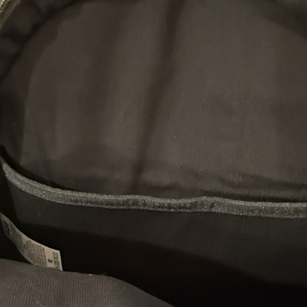 Levi's Army Green L-pack Round Backpack/NWT - Picture 9 of 12